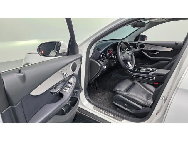 Mercedes-Benz GLC GLC220 d 4MATIC | Панорама | Кожа | Memory - автомобили, коли, обяви за нови и употребявани 8