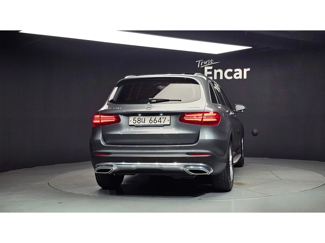 Mercedes-Benz GLC GLC220 d 4MATIC | Панорама | Кожа | Memory - автомобили, коли, обяви за нови и употребявани 3