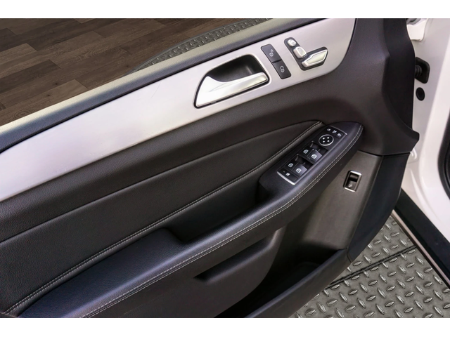 Mercedes-Benz GLE 250 d SPORT 4MATIC AUTO - автомобили, коли, обяви за нови и употребявани 5