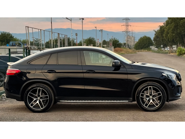 Mercedes-Benz GLE 350 d= Coupe= 4Matic= AMG= HUD= harman/kardon= Камера= - автомобили, коли, обяви за нови и употребявани 3