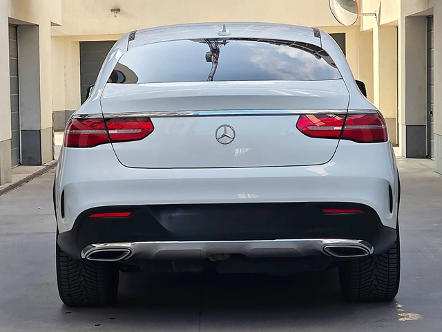 Mercedes-Benz GLE 350 Mercedes GLE350d AMG LINE* CAM360* PANO* * HARMAN* - автомобили, коли, обяви за нови и употребявани 3
