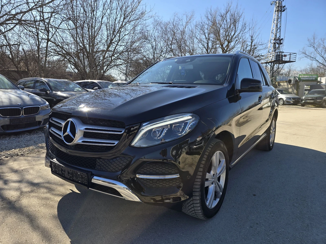 Mercedes-Benz GLE 350 D 4MATIC AMG Топ състояние - автомобили, коли, обяви за нови и употребявани 0