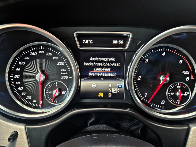 Mercedes-Benz GLE 350 ! AMG/CARBON/DISTR/CAMERA/HARMAN/МАСАЖ/KEY GO/LIZ - автомобили, коли, обяви за нови и употребявани 9