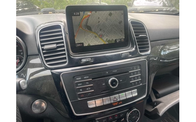 Mercedes-Benz GLE 350 D * AMG * 360 * PANO * CARFAX * - автомобили, коли, обяви за нови и употребявани 7