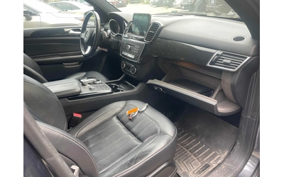 Mercedes-Benz GLE 350 D * AMG * 360 * PANO * CARFAX * - автомобили, коли, обяви за нови и употребявани 9