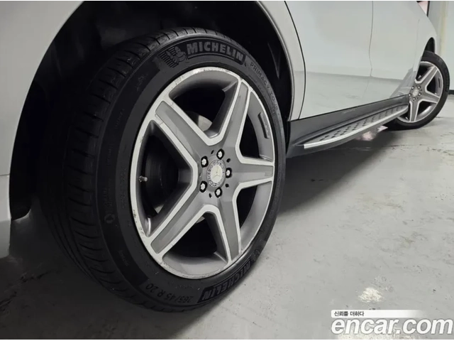 Mercedes-Benz GL AMG PKG | 4MATIC - автомобили, коли, обяви за нови и употребявани 5