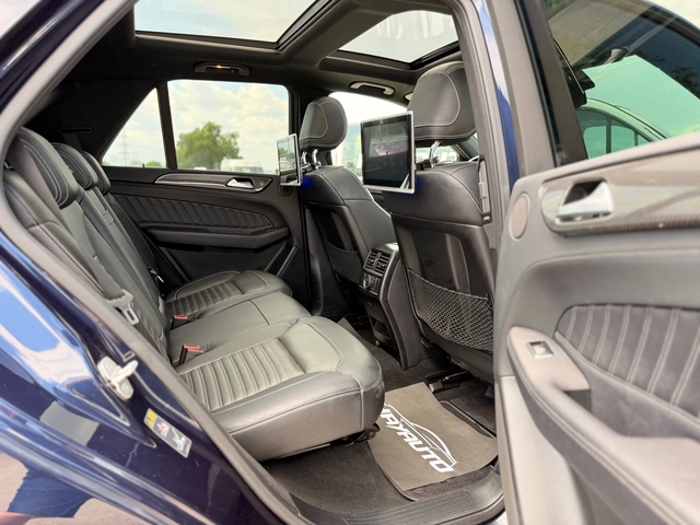 Mercedes-Benz GLE 350 d= 4Matic= AMG= Carbon Pack= HUD= 3xTV= Панорама= - автомобили, коли, обяви за нови и употребявани 10