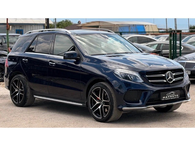 Mercedes-Benz GLE 350 d= 4Matic= AMG= Carbon Pack= HUD= 3xTV= Панорама= - автомобили, коли, обяви за нови и употребявани 2