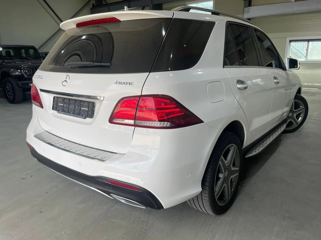 Mercedes-Benz GLE 350 d 4 Matic ! AMG Line ! - автомобили, коли, обяви за нови и употребявани 3