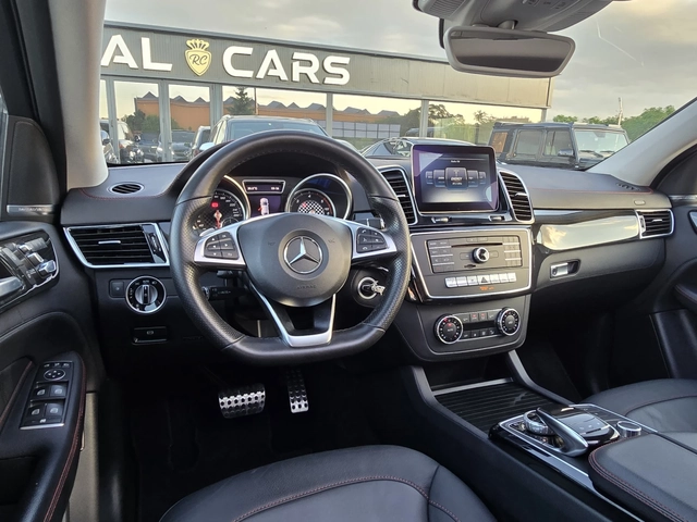Mercedes-Benz GLE 350 * AMG 6.3 * PANO* Harman Kardon* 360* - автомобили, коли, обяви за нови и употребявани 13