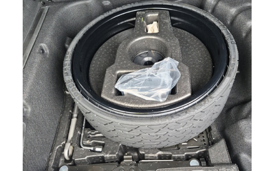 Mercedes-Benz GLE 4 4L 8cyl - автомобили, коли, обяви за нови и употребявани 14
