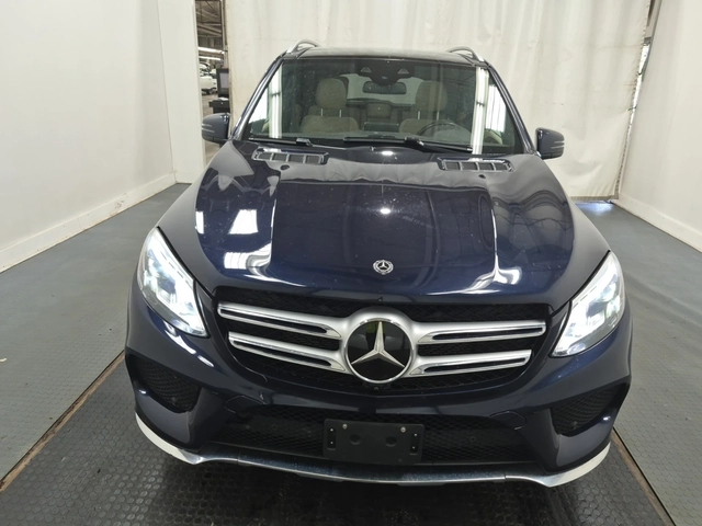 Mercedes-Benz GLE 400 2 КЛЮЧА * СЕРВИЗНА ИСТ * ПАНОРАМА * CARFAX - автомобили, коли, обяви за нови и употребявани 2