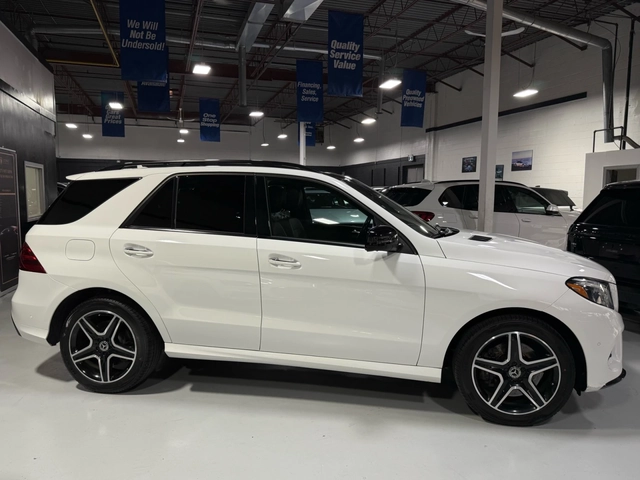 Mercedes-Benz GLE 400 4MATIC AMG - автомобили, коли, обяви за нови и употребявани 3