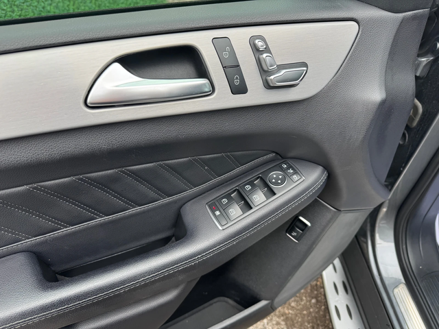 Mercedes-Benz GLE 43 AMG FULL - автомобили, коли, обяви за нови и употребявани 6