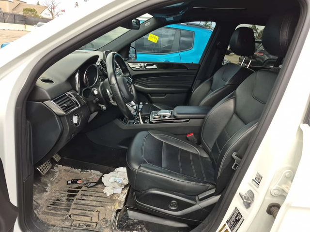Mercedes-Benz GLE 43 AMG H/K * ПОДГРЕВИ * ПАНО * KEYLESS * CARFAX - автомобили, коли, обяви за нови и употребявани 4