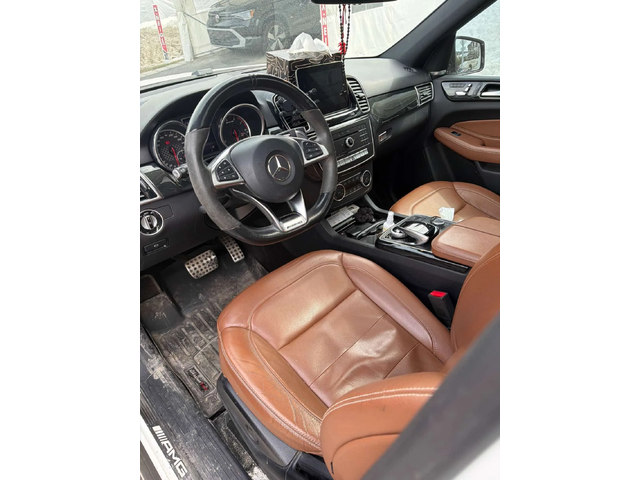 Mercedes-Benz GLE 43 AMG /360/DISTRONIC/Harman Kardon - автомобили, коли, обяви за нови и употребявани 4