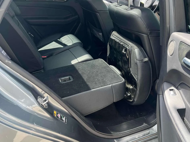 Mercedes-Benz GLE * 400 * ДИСТРОНИК * 360 * ПАНОРАМА * ПОДГРЕВ - автомобили, коли, обяви за нови и употребявани 12