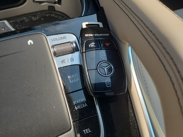 Mercedes-Benz GLE 4L 8cyl AWD - автомобили, коли, обяви за нови и употребявани 7