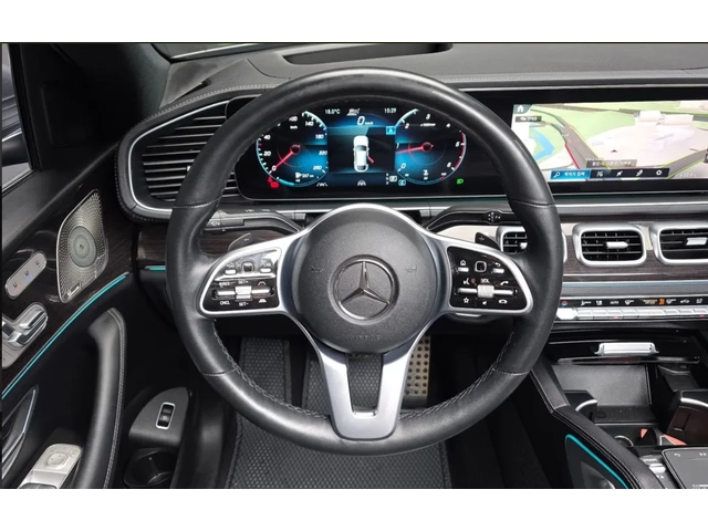 Mercedes-Benz GLE AMG * КУПЕ * МАСАЖИ * ПОДРЕВИ * ОБДУХВАНЕ - автомобили, коли, обяви за нови и употребявани 7