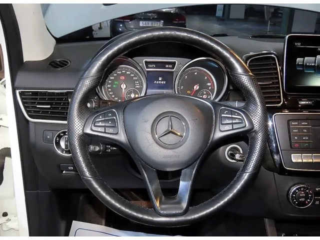 Mercedes-Benz GLE АМГ | ПОДГРЕВИ | ОБДУХВАНЕ | - автомобили, коли, обяви за нови и употребявани 8