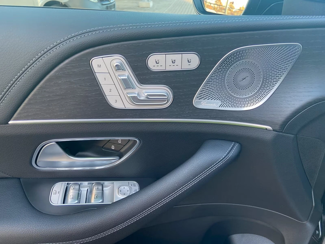 Mercedes-Benz GLE 580 4M - автомобили, коли, обяви за нови и употребявани 13