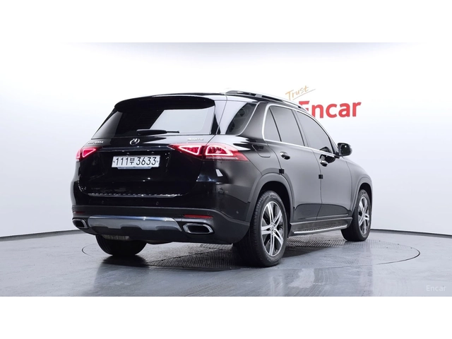 Mercedes-Benz GLE 300d 4MATIC* КОЖА* ОБДУХВ* НАВИ* ПАНО - автомобили, коли, обяви за нови и употребявани 1