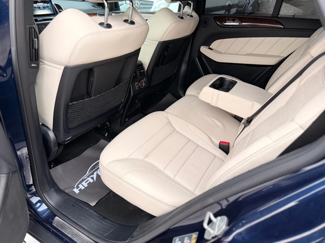 Mercedes-Benz GLE 63 AMG Distronic= Blind Spot= 360* Камера= Масаж= Подгрев - автомобили, коли, обяви за нови и употребявани 13