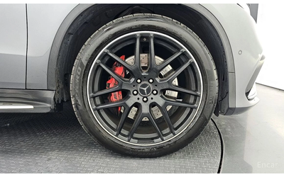 mercedes-benz-gle-63-s-amg - 4