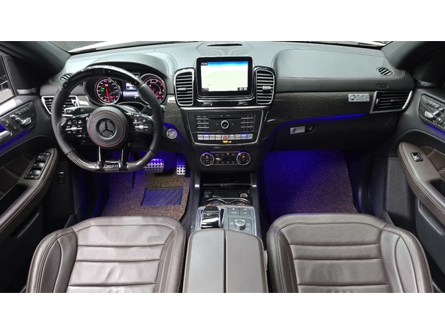 Mercedes-Benz GLE 63 S AMG - автомобили, коли, обяви за нови и употребявани 6