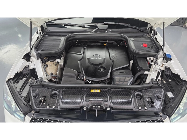Mercedes-Benz GLE GLE 400d 4MATIC Coupe AMG Line - автомобили, коли, обяви за нови и употребявани 4