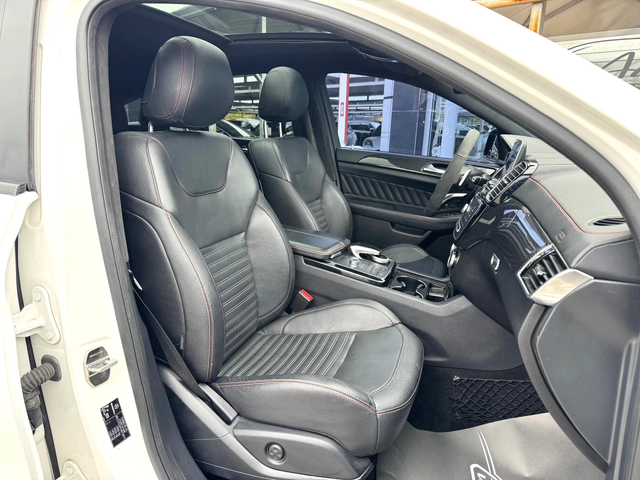 Mercedes-Benz GLE Coupe AMG#PANO#ALCANTARA#DISTR#KEYLESS#137000KM - автомобили, коли, обяви за нови и употребявани 11