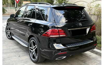 mercedes-benz-gle-gle-350d-4matic-amg-line - 2