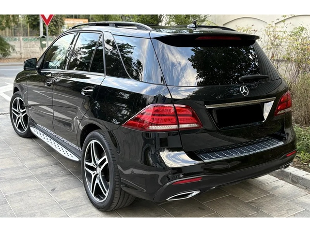 Mercedes-Benz GLE GLE 350d 4Matic AMG Line - автомобили, коли, обяви за нови и употребявани 2