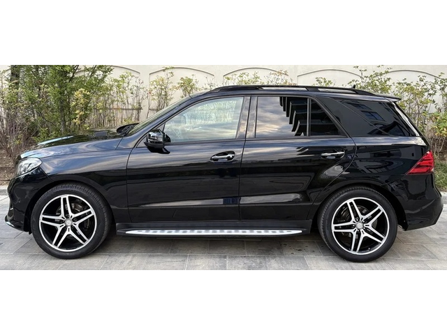Mercedes-Benz GLE GLE 350d 4Matic AMG Line - автомобили, коли, обяви за нови и употребявани 3