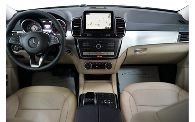Mercedes-Benz GLE GLE 350d Coupe 4Matic AMG Line - автомобили, коли, обяви за нови и употребявани 9