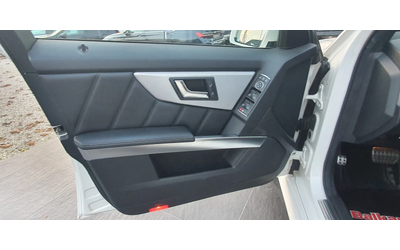 Mercedes-Benz GLK 2.2CDI 4matic AMG Avantgarde - автомобили, коли, обяви за нови и употребявани 9