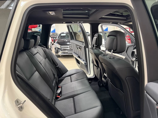 Mercedes-Benz GLK 350 4MATIC - автомобили, коли, обяви за нови и употребявани 12