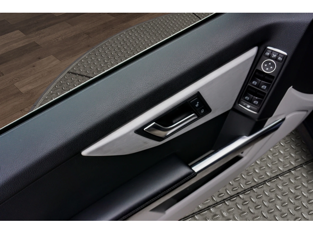 Mercedes-Benz GLK 220 CDI SPORT 4MATIC AUTO - автомобили, коли, обяви за нови и употребявани 4