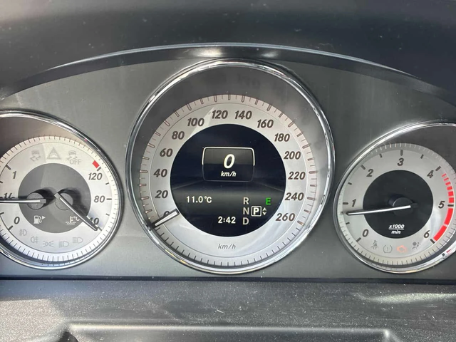 Mercedes-Benz GLK * 250* ГЛАВНО ПРЕДСТАВИТЕЛСТВО* ПАНОРАМА* - автомобили, коли, обяви за нови и употребявани 7
