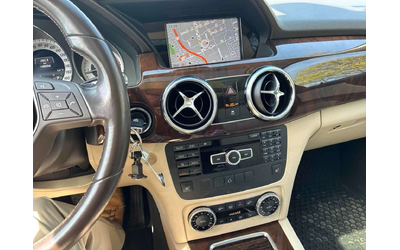 Mercedes-Benz GLK * 250 BlueTEC * КОМПЛЕКТ ГУМИ * ПОДГРЕВ * NAVI - автомобили, коли, обяви за нови и употребявани 8