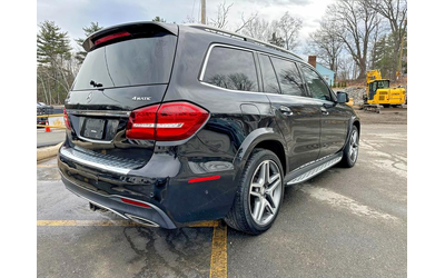 mercedes-benz-gls-4-7l-8-all-wheel-drive - 2