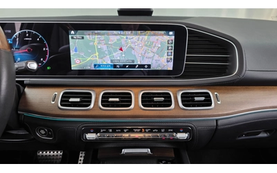 Mercedes-Benz GLS 400 d - автомобили, коли, обяви за нови и употребявани 15