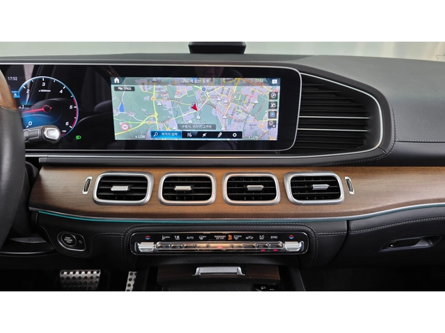 Mercedes-Benz GLS 400 d - автомобили, коли, обяви за нови и употребявани 15