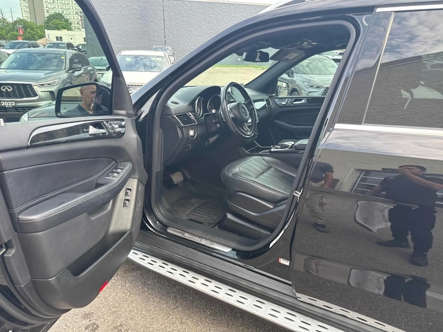 Mercedes-Benz GLS 450 7 МЕСТА * CARFAX * АВТО КРЕДИТ * БЕЗ ИНЦИДЕНТИ - автомобили, коли, обяви за нови и употребявани 5