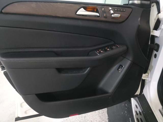 Mercedes-Benz GL 4MATIC| ПОДГРЕВ| ШИБЕДАХ| ЛИЗИНГ - автомобили, коли, обяви за нови и употребявани 5