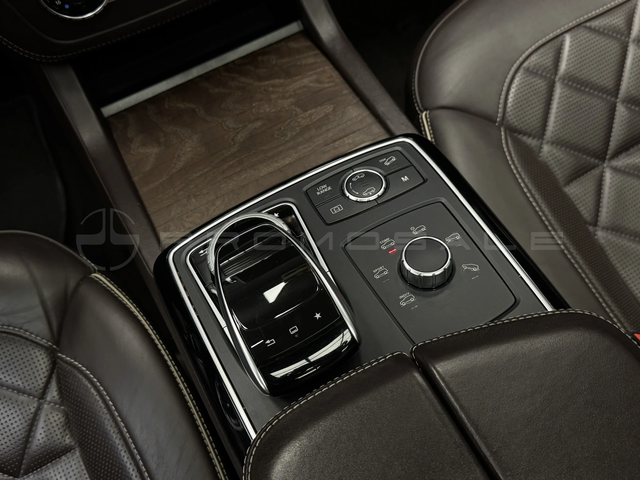 Mercedes-Benz GLS 500 AMG Line DISTR 360KAM AIR BURMSTR - автомобили, коли, обяви за нови и употребявани 6