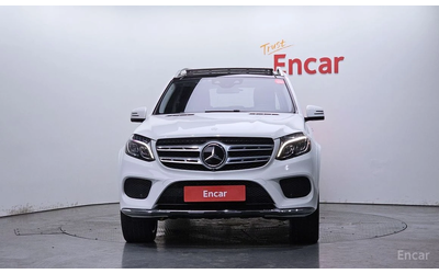 mercedes-benz-gls-500 - 0