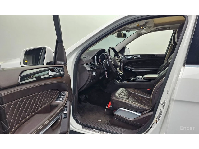 Mercedes-Benz GLS 500 AMG* DESIGNO* DISTRONIC* ОБДУХ* 360* ПОДГРЕВ - автомобили, коли, обяви за нови и употребявани 6