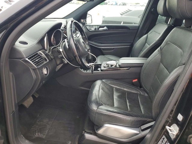 Mercedes-Benz GL 550 4 Matic - автомобили, коли, обяви за нови и употребявани 6
