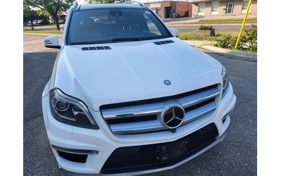 mercedes-benz-gls-500 - 1